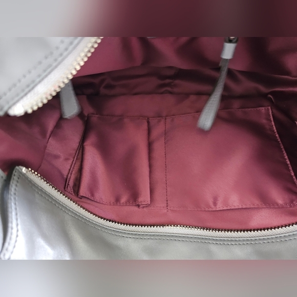 Coach Mia Op Art Gray Metallic Signature Tote With Dust Bag. New With Out Tags - Picture 12 of 15